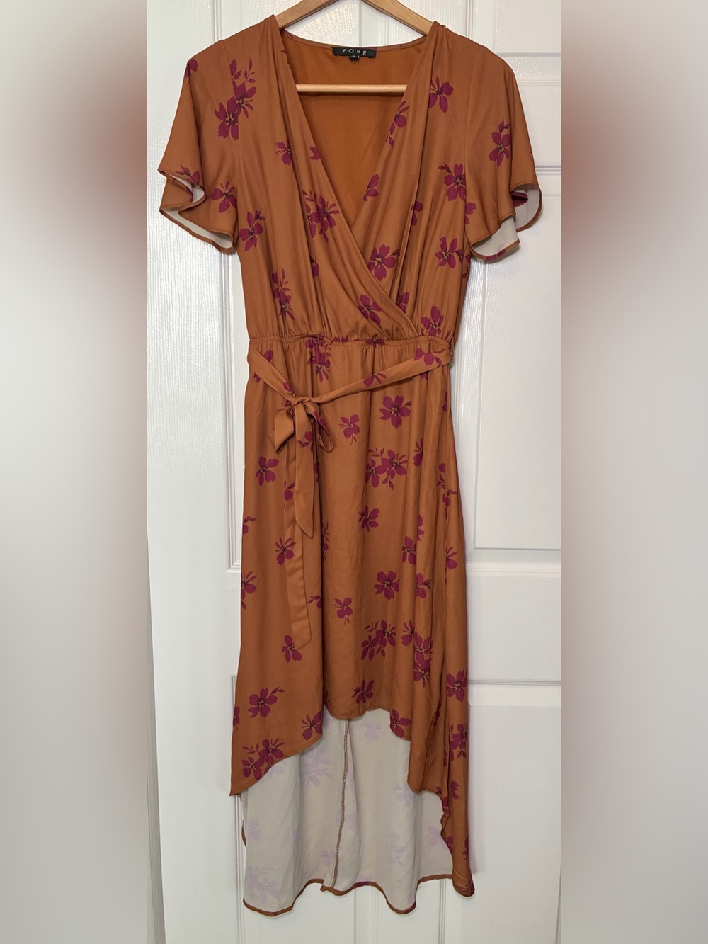 FORE 🟣 Size Medium Floral Surplice Faux Wrap High Low Dress